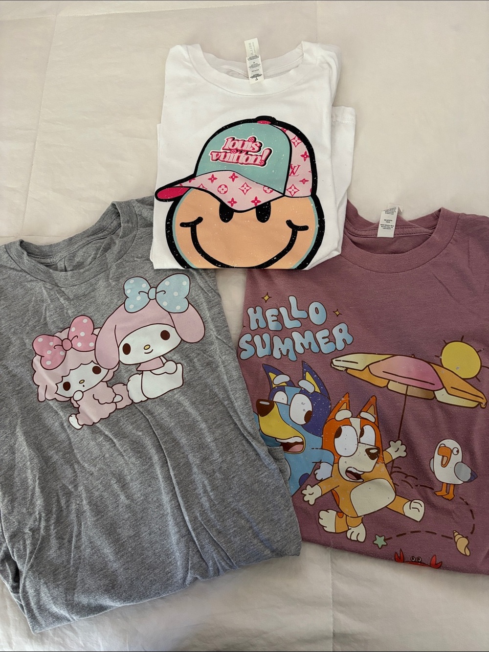 White Smiley Cap Graphic Kids Tee 3pc bundle
